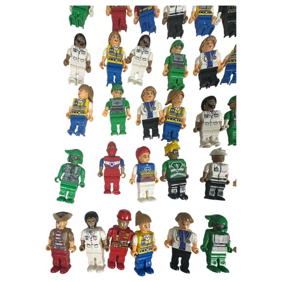 Make-It Blocks Mini Figures Super Heroes Pirates Firefighters Military Lot of 69 - Picture 4 of 7